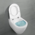 Villeroy&Boch Subway 2.0 DirectFlush miska podwieszana 56,5x37,5 cm z deską wolnoopadającą Slim Seat 5614R201